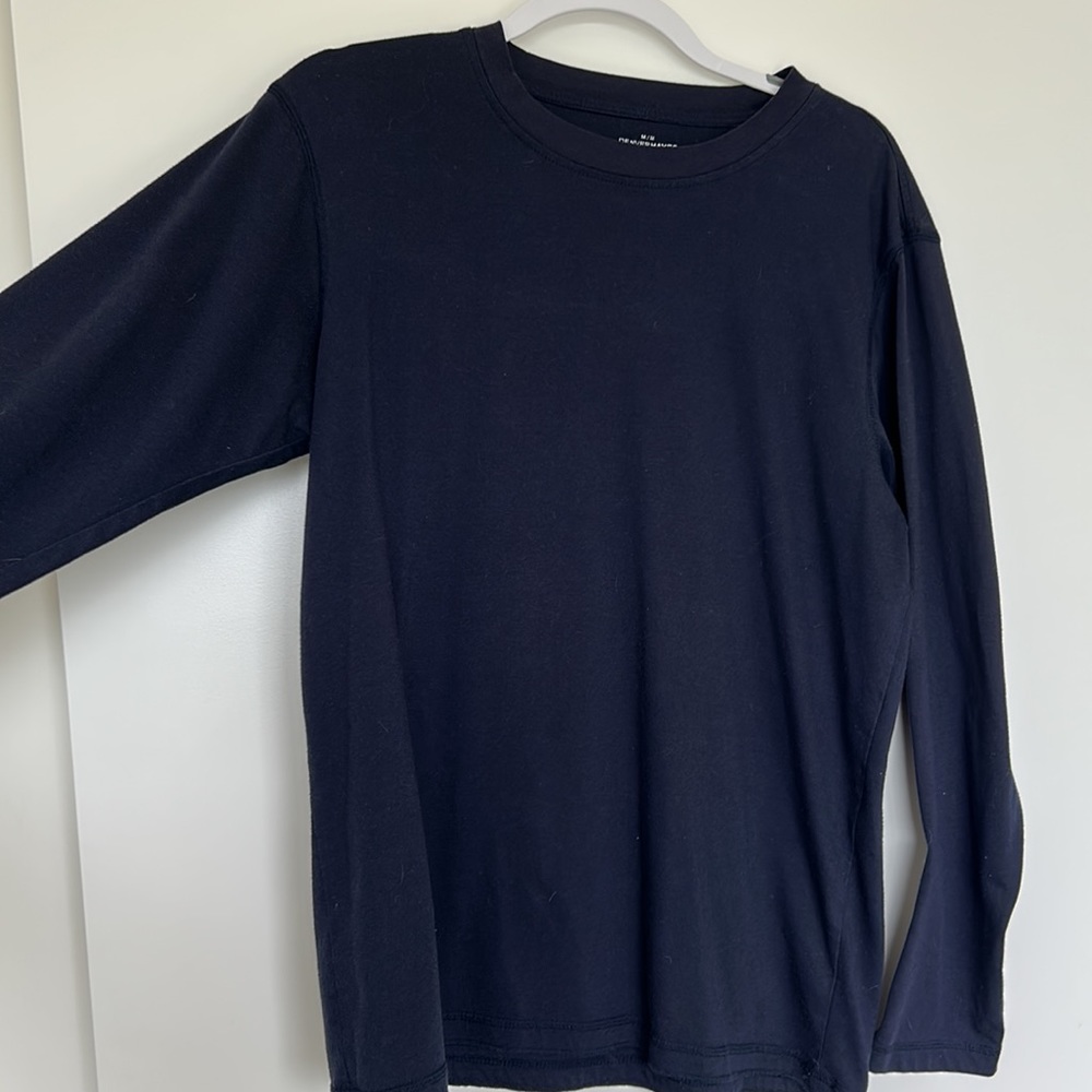 🤩 3 for $20 / Denver Hayes Navy Long Sleeve Tee